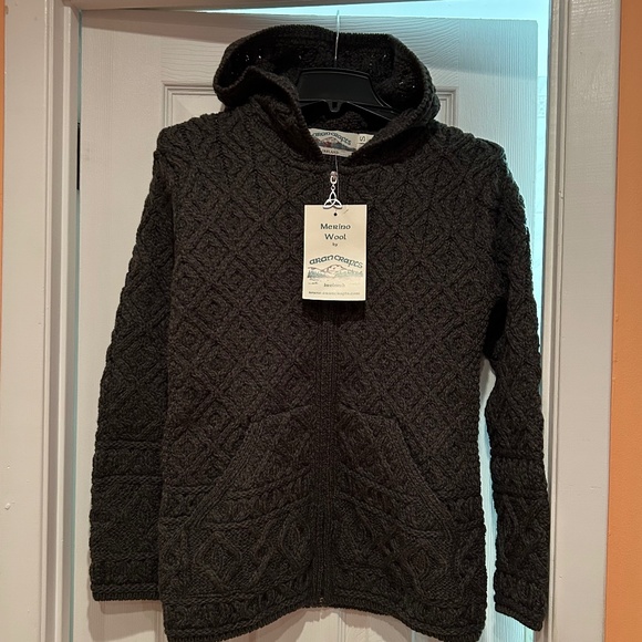 NWT Aran Crafts merino cable hoodie sweater cardigan S - Picture 9 of 16